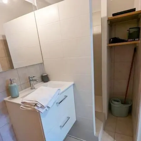 Au Calme En Ville, Sans Vis à Vis Et Climatisé Perpiñán