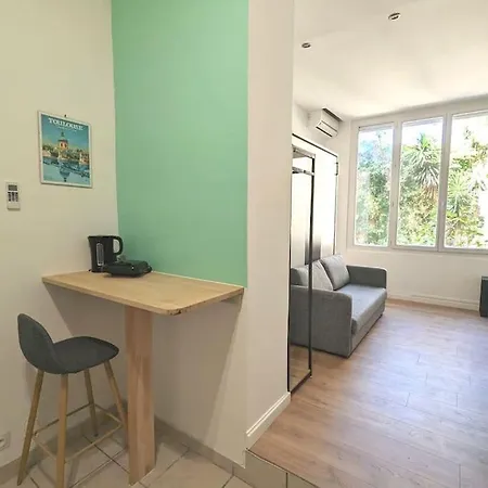 Au Calme En Ville, Sans Vis à Vis Et Climatisé * Perpiñán